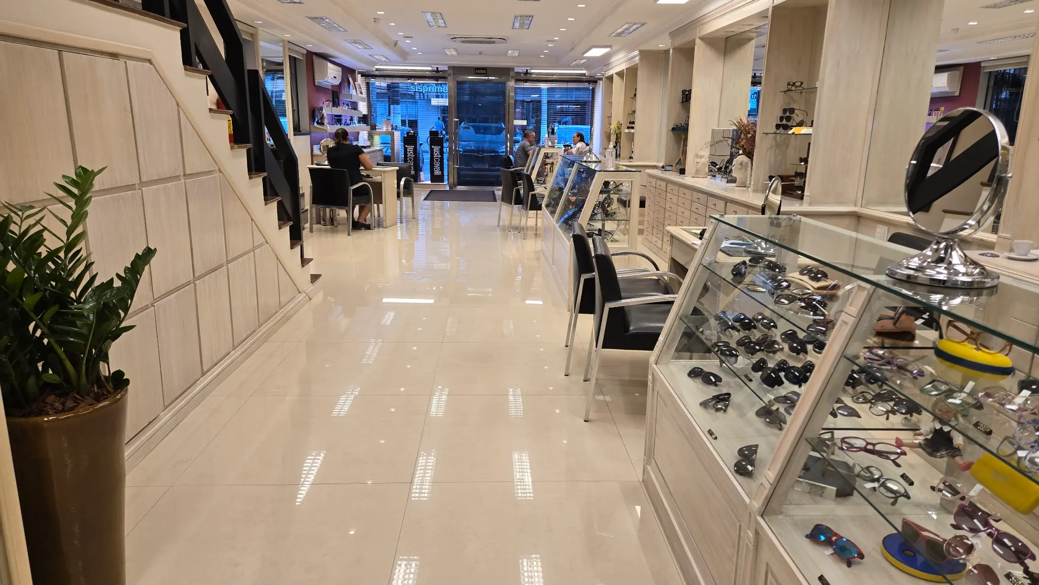 Ambiente Elegante - Santista Class Óptica